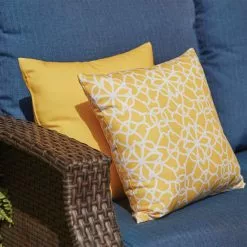 Style Selections Patio Cushion - 16-in x 16-in - Polyester - Yellow -STYLE SELECTIONS Online Shop 49235050b L